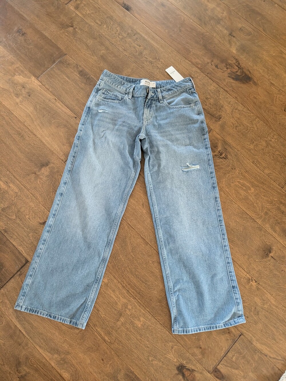Hollister Light Wash Relaxed Straight Jeans